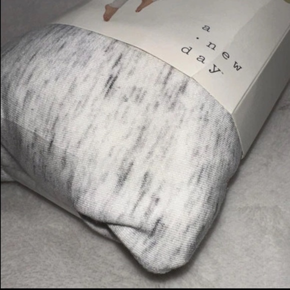 A New Day NWT Women's M Heather Cream Drawstring High-Waist Lounge Leggings - Picture 7 of 7